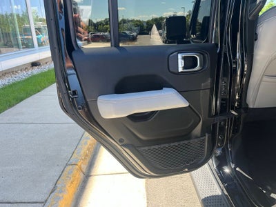 2023 Jeep Wrangler Altitude 4WD | Cold Weather Pkg | Sky One-Touch Power Top