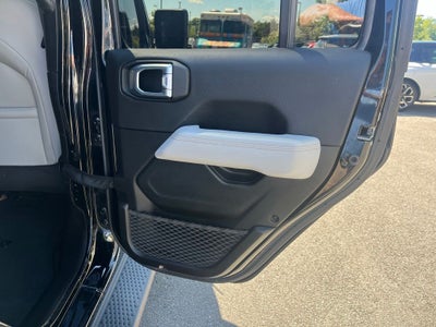 2023 Jeep Wrangler Altitude 4WD | Cold Weather Pkg | Sky One-Touch Power Top