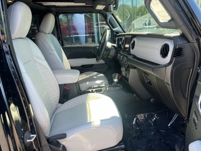 2023 Jeep Wrangler Altitude 4WD | Cold Weather Pkg | Sky One-Touch Power Top