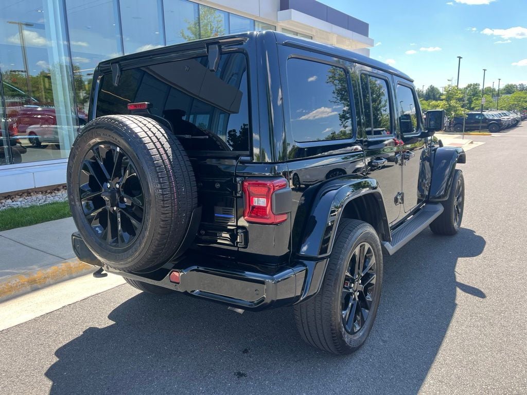 2023 Jeep Wrangler Altitude 4WD | Cold Weather Pkg | Sky One-Touch Power Top