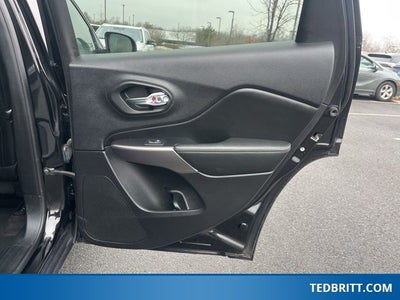 2022 Jeep Cherokee Limited 4WD | Pano Roof | BLIS | Remote Start