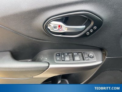 2022 Jeep Cherokee Limited 4WD | Pano Roof | BLIS | Remote Start