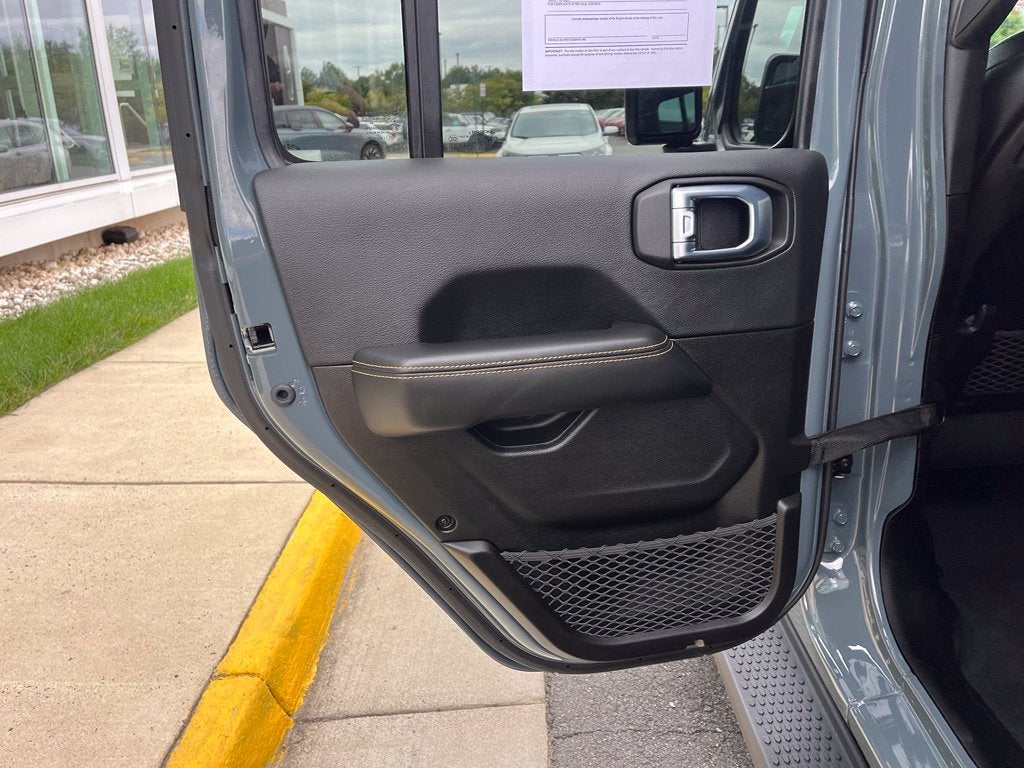 2026 Jeep Wrangler Sahara 4X4 | Sky 1-Touch Power Top