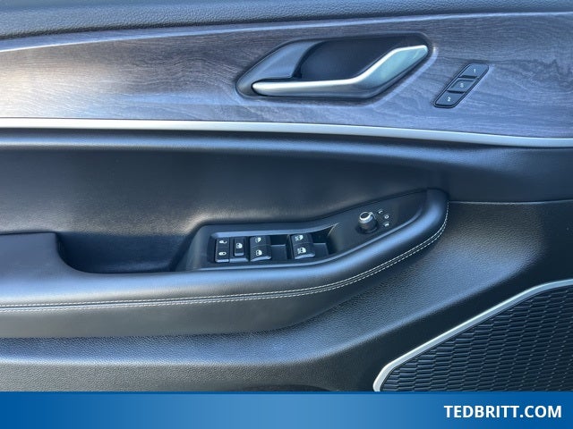 2022 Jeep Grand Cherokee L Limited 4WD | Pano Roof | BLIS | Remote Start