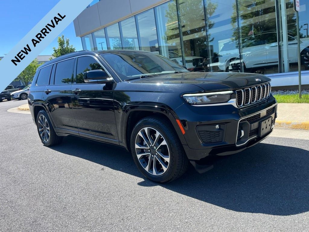 2023 Jeep Grand Cherokee L Overland 4WD | Pano Roof | BLIS | Entertain Pkg
