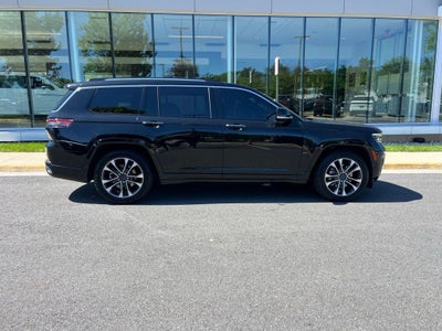 2023 Jeep Grand Cherokee L Overland 4WD | Pano Roof | BLIS | Entertain Pkg