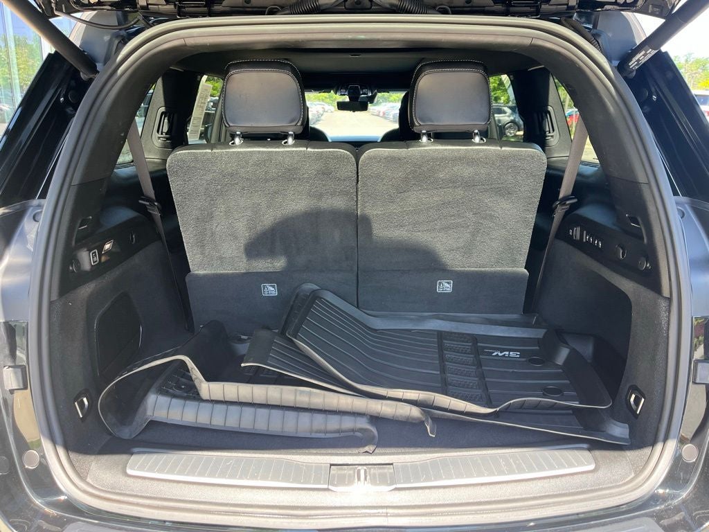 2023 Jeep Grand Cherokee L Overland 4WD | Pano Roof | BLIS | Entertain Pkg