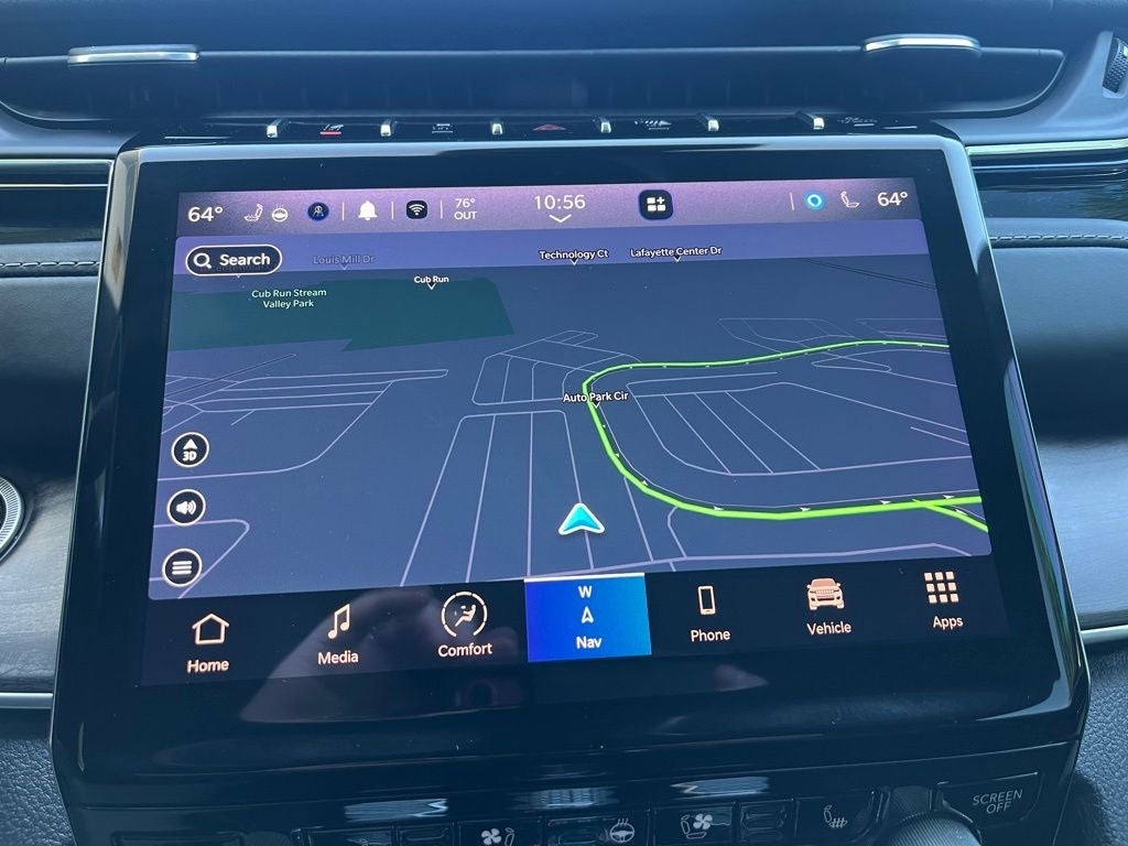 2023 Jeep Grand Cherokee L Overland 4WD | Pano Roof | BLIS | Entertain Pkg