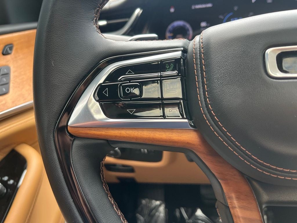 2023 Jeep Grand Cherokee L Summit Reserve 4WD | Moonroof | 360 Cam | High Alt
