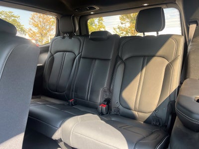 2023 Jeep Grand Wagoneer Series II 4WD | Flexible Seating Pkg | 28T Obsidian Pkg