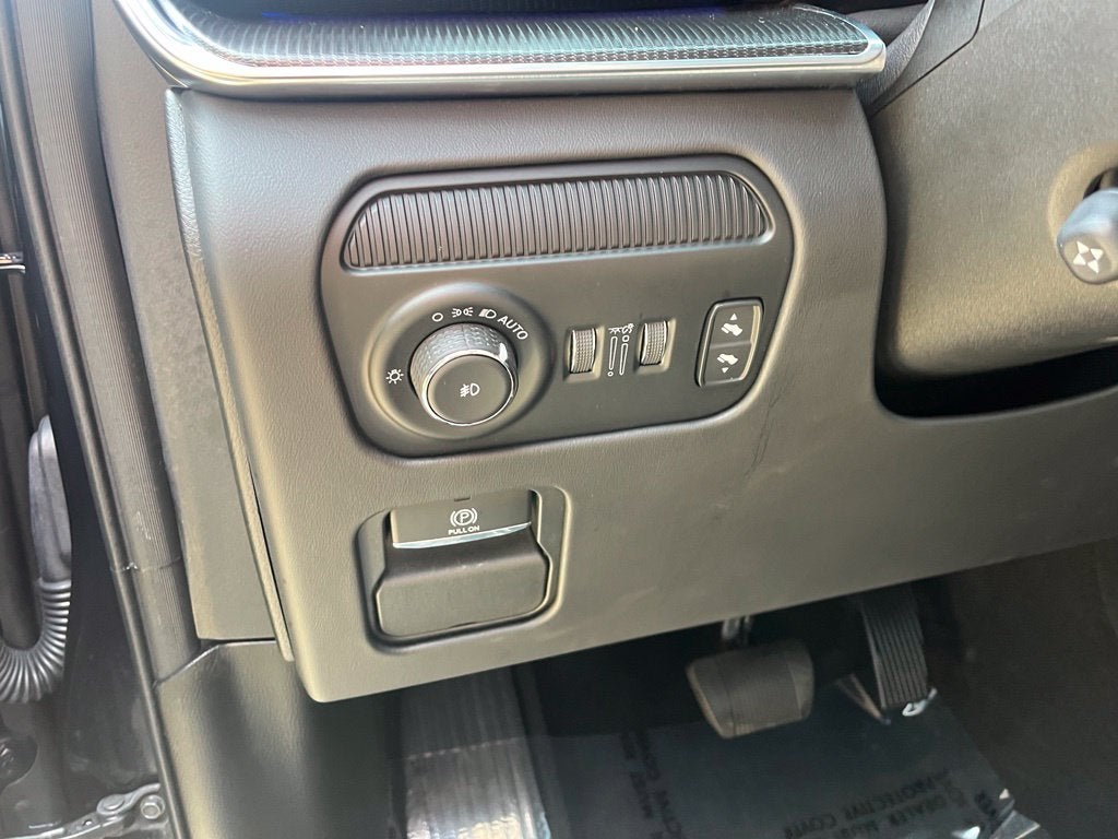 2023 Jeep Grand Wagoneer Series II 4WD | Flexible Seating Pkg | 28T Obsidian Pkg