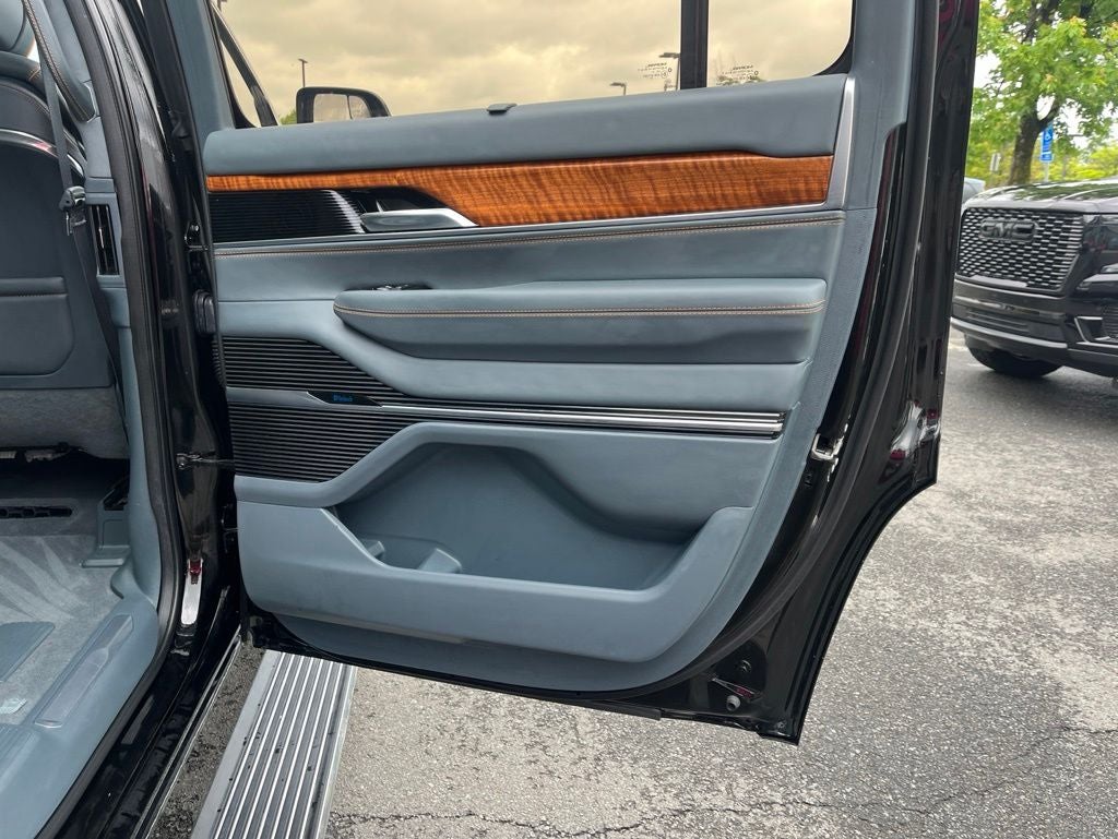 2022 Jeep Grand Wagoneer Series III | Pano Moonroof | HUD | 360 Cam | BLIS |