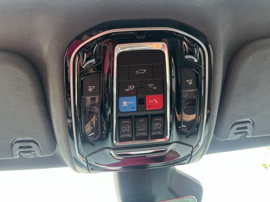 2022 Jeep Grand Wagoneer Series III | Pano Moonroof | HUD | 360 Cam | BLIS |