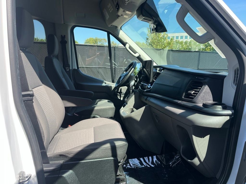 2025 Ford Transit-350 XLT Medium Roof | 15-Passenger | BLIS | Sync 4