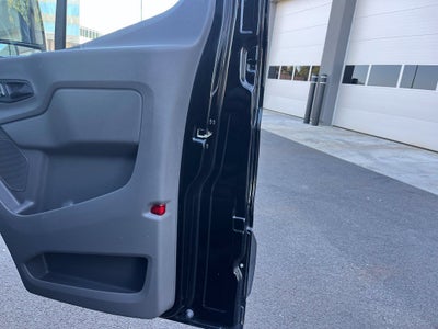 2024 Ford Transit-350 XLT | 15-Passenger | BLIS | CarPlay/Android Auto