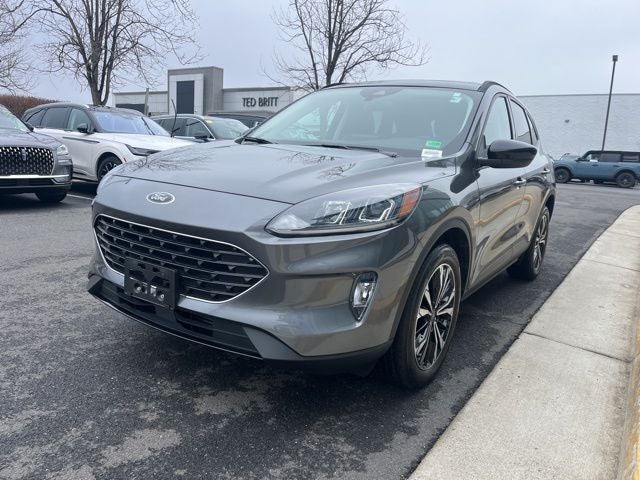 2022 Ford Escape SEL AWD | Pano Roof | Tech Pkg | BLIS | Co-Pilot360 +