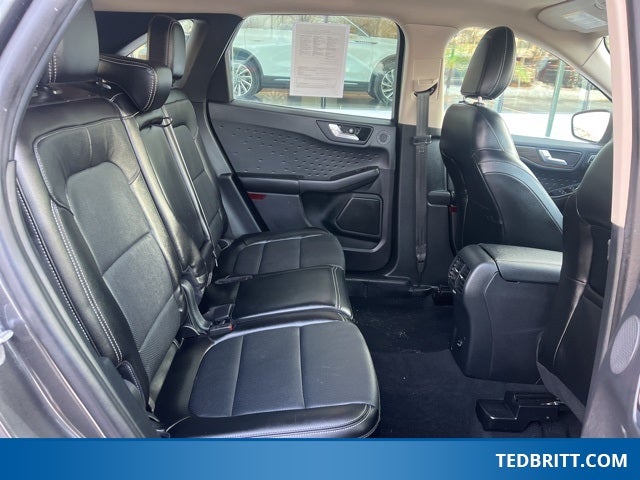 2020 Ford Escape Titanium AWD | Remote Start | Adaptive Cruise | Trailer Tow