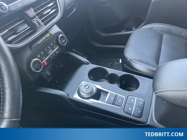 2020 Ford Escape Titanium AWD | Remote Start | Adaptive Cruise | Trailer Tow