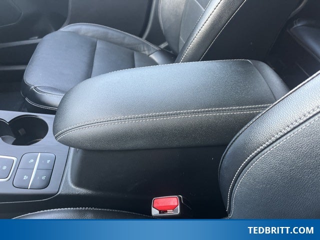 2020 Ford Escape Titanium AWD | Remote Start | Adaptive Cruise | Trailer Tow