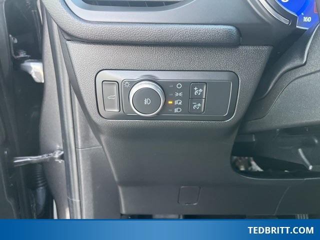 2020 Ford Escape Titanium AWD | Remote Start | Adaptive Cruise | Trailer Tow