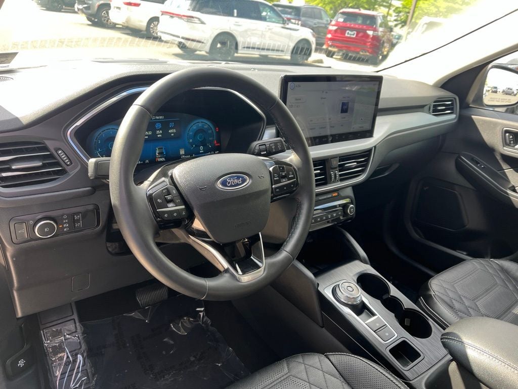 2023 Ford Escape Platinum AWD | Pano Roof | Premium Tech Pkg | 360 Cam | BLI
