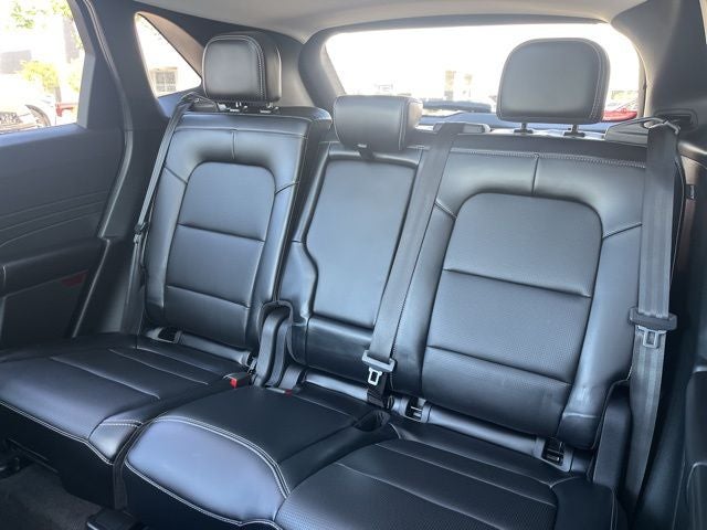 2025 Ford Escape Hybrid Platinum AWD | Nav | Pano Roof | BLIS | Remote Start