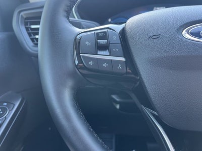 2025 Ford Escape Hybrid Platinum AWD | Nav | Pano Roof | BLIS | Remote Start