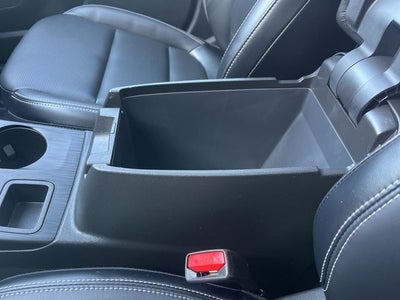 2025 Ford Escape Hybrid Platinum AWD | Nav | Pano Roof | BLIS | Remote Start