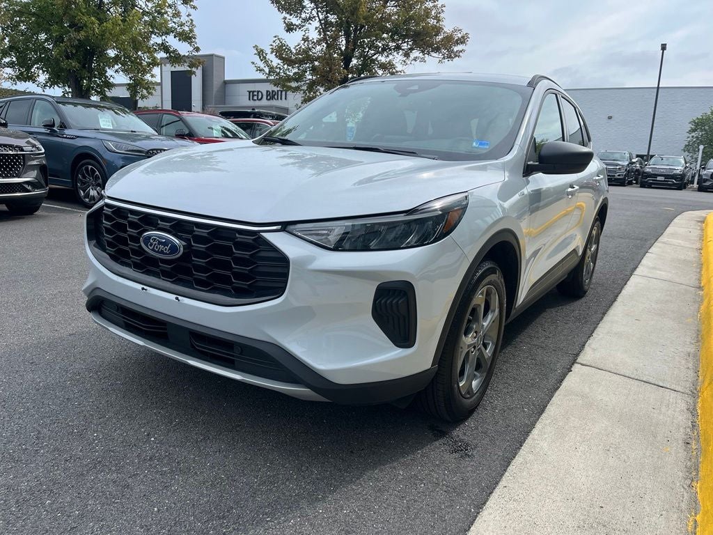 2026 Ford Escape ST-Line AWD | BLIS | CarPlay/Android Auto | 1 Owner