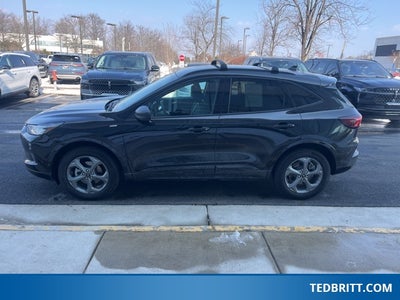 2024 Ford Escape ST-Line AWD | Cold Weather Pkg | BLIS | Tech Pkg