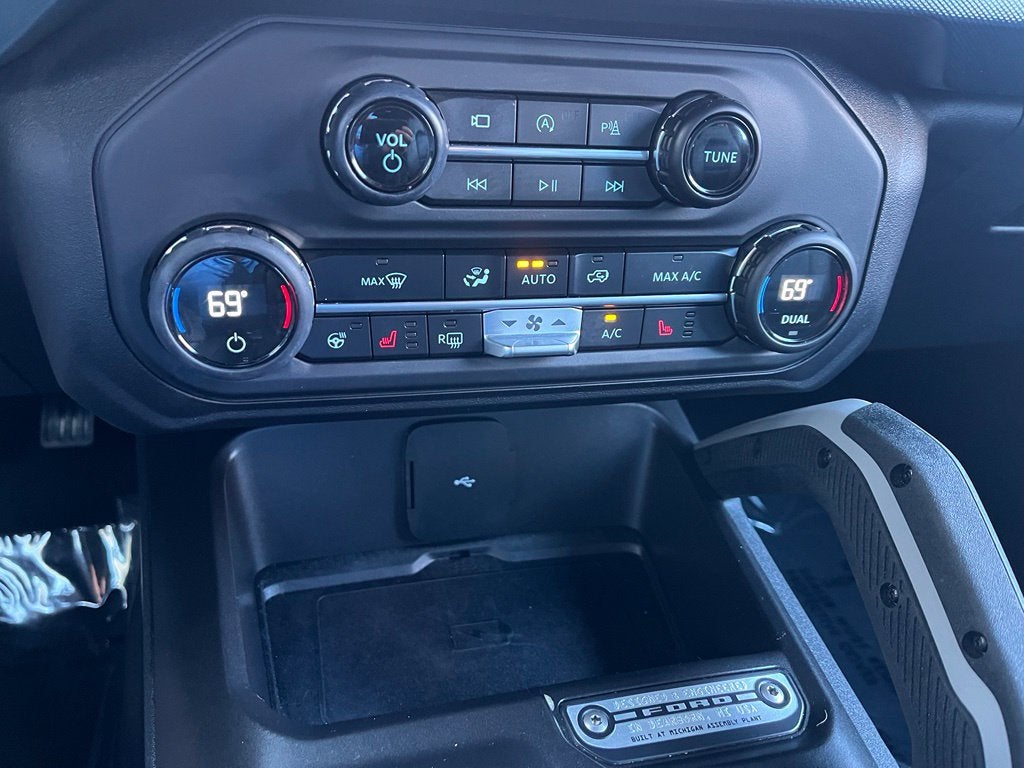 2023 Ford Bronco Outer Banks 4WD | Lux Pkg | High Pkg | 360 Cam | BLIS