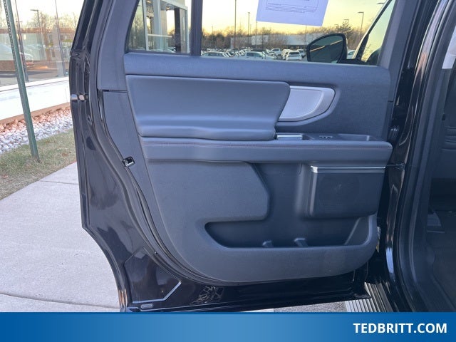 2025 Ford Expedition Max Active 4WD | Bluecruise Equip | Heavy Duty Trailer Tow |