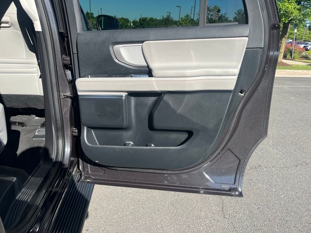 2025 Ford Expedition Max Active 4WD | Pano Roof | 360 Cam | BLIS | HD Tow