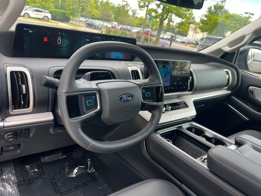 2025 Ford Expedition Max Active 4WD | Pano Roof | 360 Camera | HD Tow Pkg