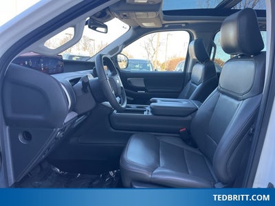 2025 Ford Expedition Max Active 4WD | Pano Roof | 360 Camera | HD Tow Pkg