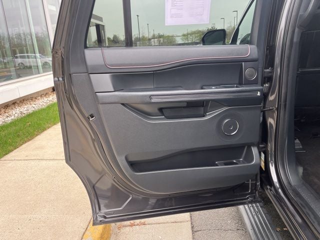 2022 Ford Expedition Max Limited 4WD Stealth Edition | 360 Cam | 15.5" Touchscreen