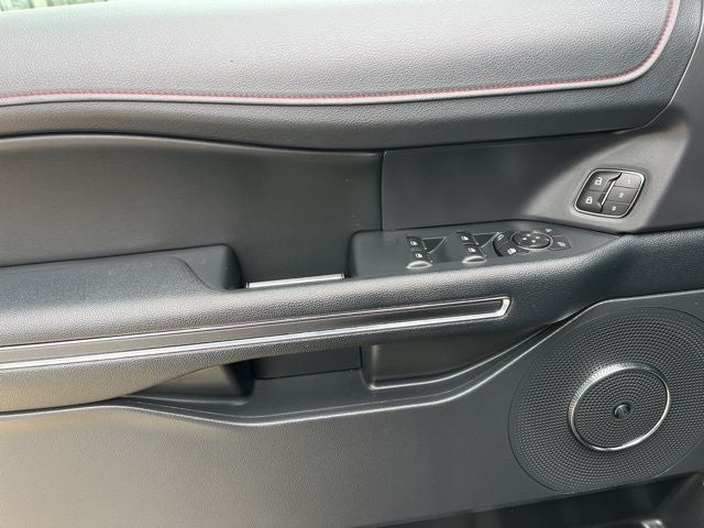 2022 Ford Expedition Max Limited 4WD Stealth Edition | 360 Cam | 15.5" Touchscreen