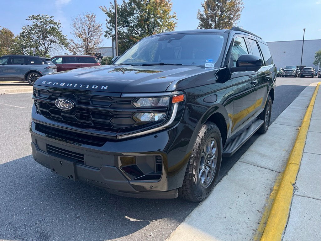 2025 Ford Expedition Active 4WD | 360 Camera | BLIS | HD Tow Pkg