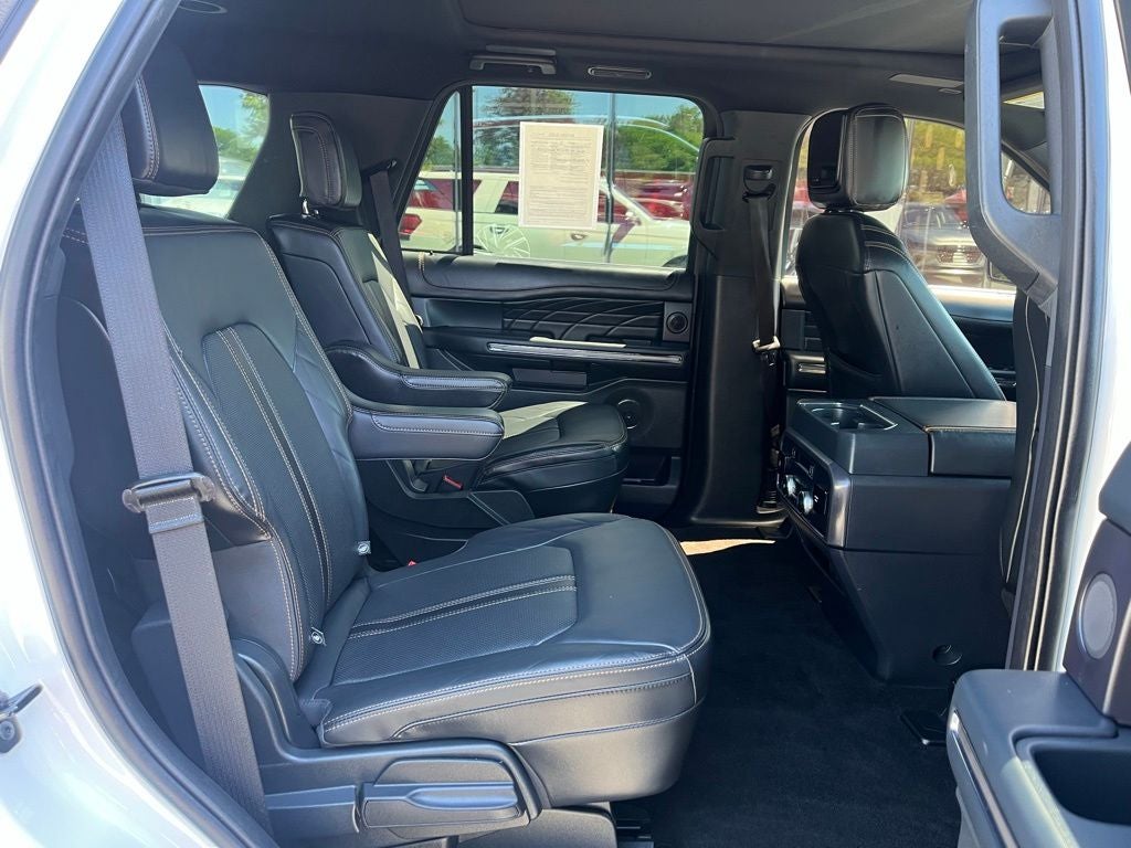 2023 Ford Expedition Platinum 4WD | Pano Roof | 360 Cam | HD Tow | Entertain Pkg