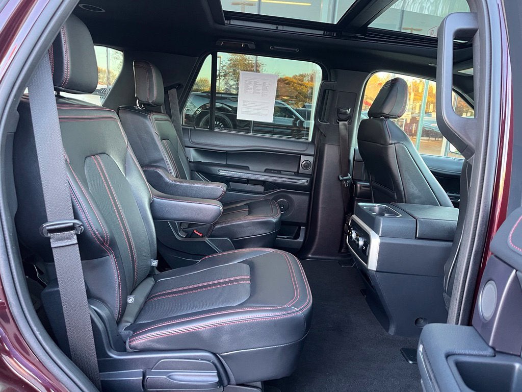 2024 Ford Expedition Limited 4WD | Stealth Pkg | HD Tow Pkg | Pano Roof