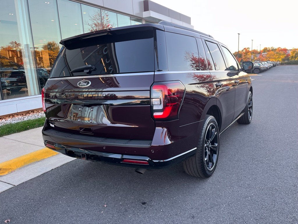 2024 Ford Expedition Limited 4WD | Stealth Pkg | HD Tow Pkg | Pano Roof
