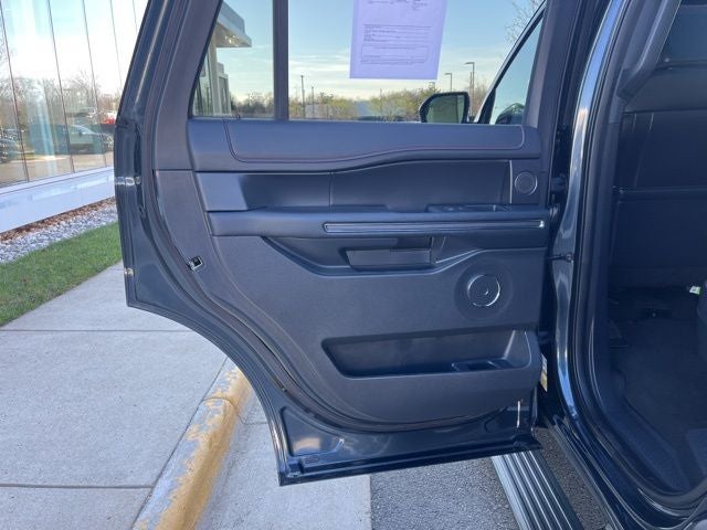 2023 Ford Expedition Limited 4WD | Stealth Performance Edition | HD Tow Pkg