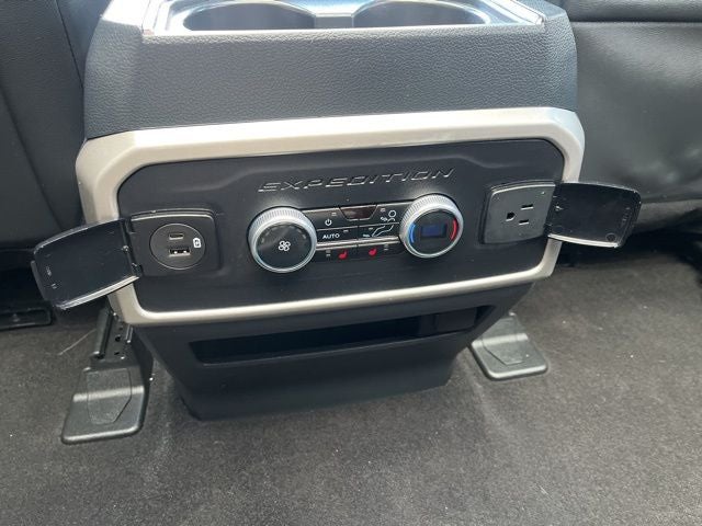 2023 Ford Expedition Limited Stealth Performance 4WD | HD Tow Pkg