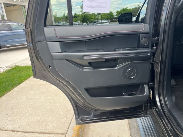 2023 Ford Expedition Limited Stealth Performance 4WD | HD Tow Pkg