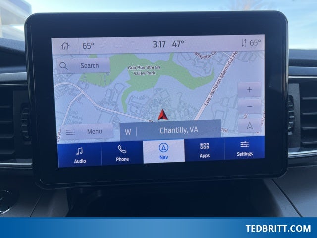 2023 Ford Explorer XLT 4WD | NAV | Pano Roof | BLIS | Remote Start