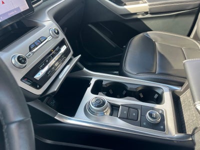 2023 Ford Explorer XLT 4WD | Tech Pkg | 20'Wheels | Trailer Tow Pkg