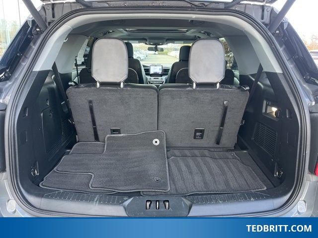 2023 Ford Explorer XLT 4WD | Pano Roof | Heated Seats | Tow Pkg