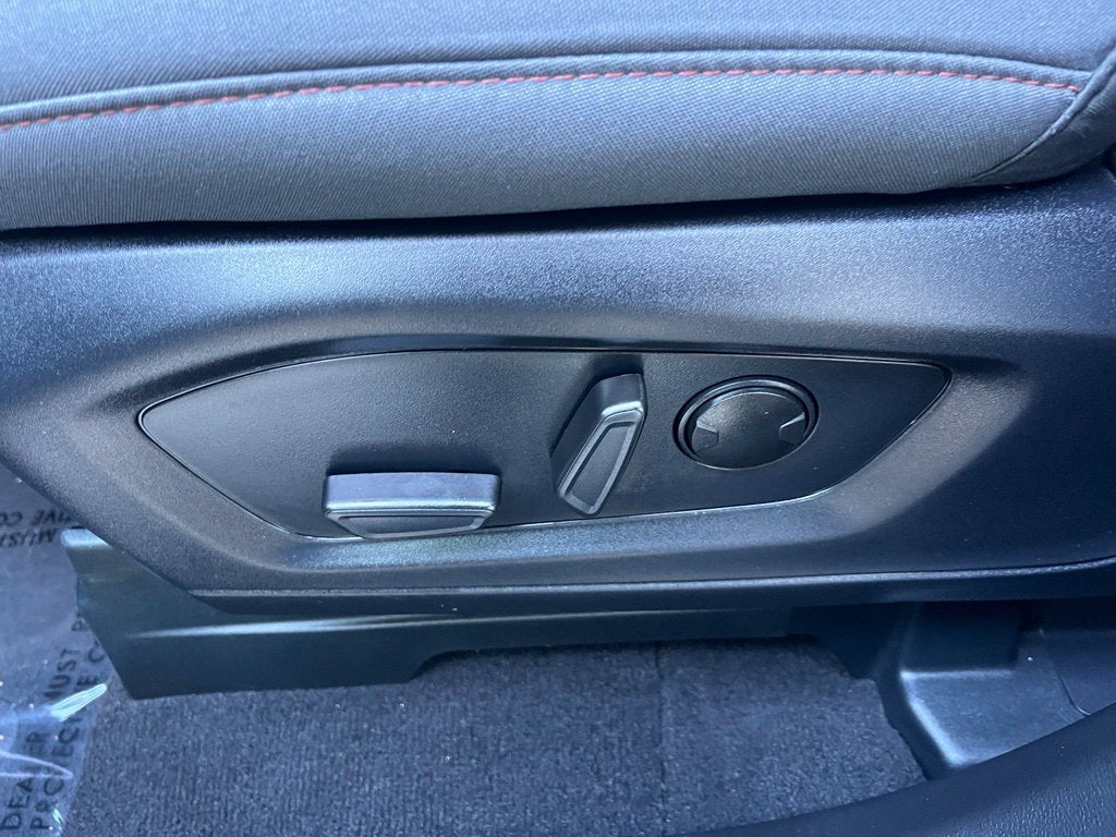 2025 Ford Explorer Active 4WD | BLIS | CarPlay/Android | LKAS