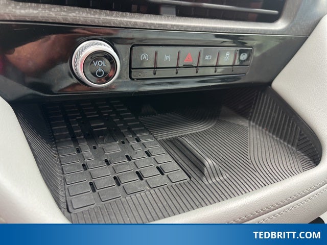 2025 Ford Explorer Platinum 4WD | Ultimate Pkg | Pano Roof | 360 Camera