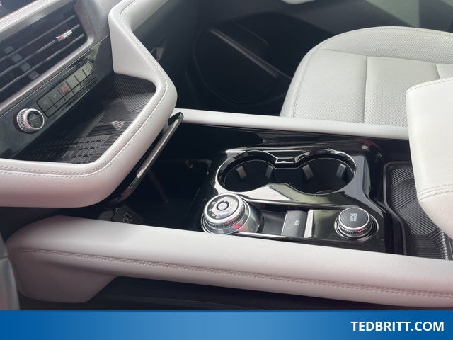 2025 Ford Explorer Platinum 4WD | Ultimate Pkg | Pano Roof | 360 Camera